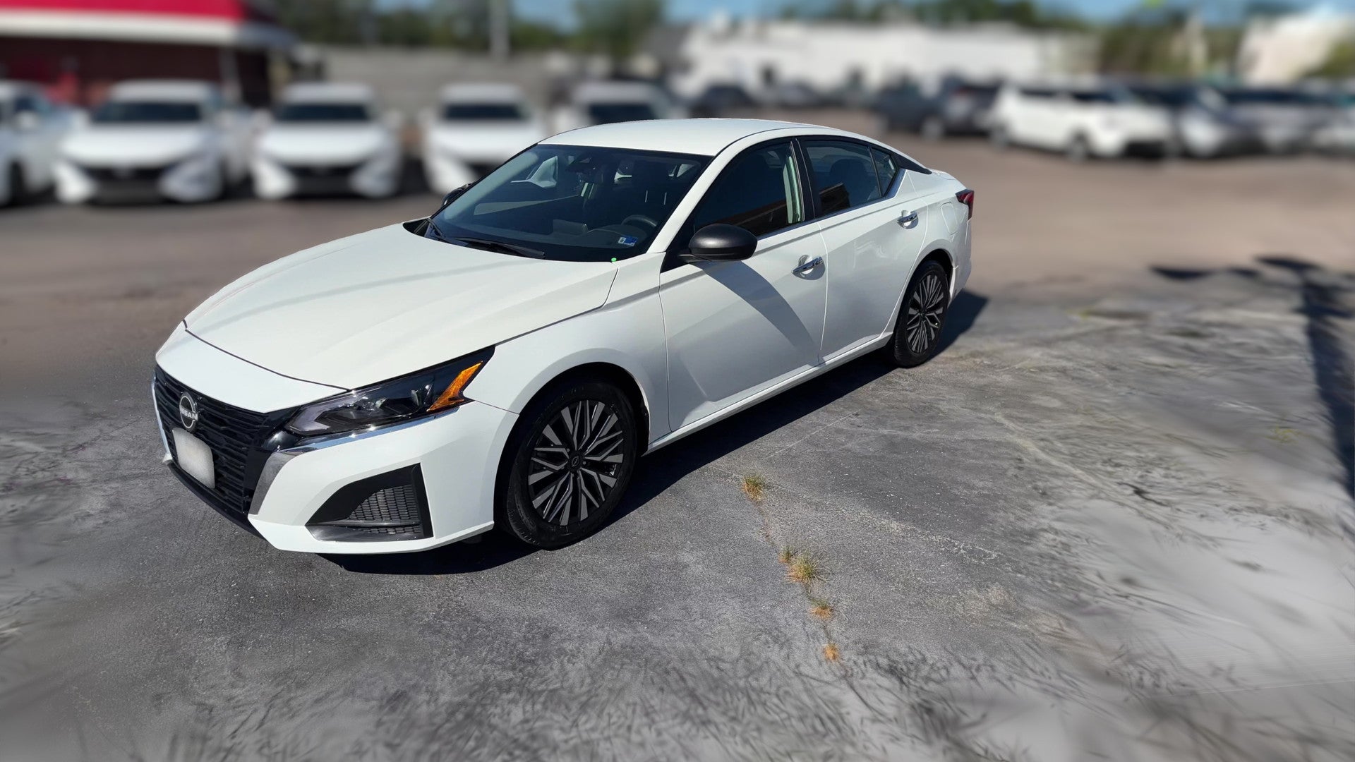 2025 Nissan Altima vehicle photo