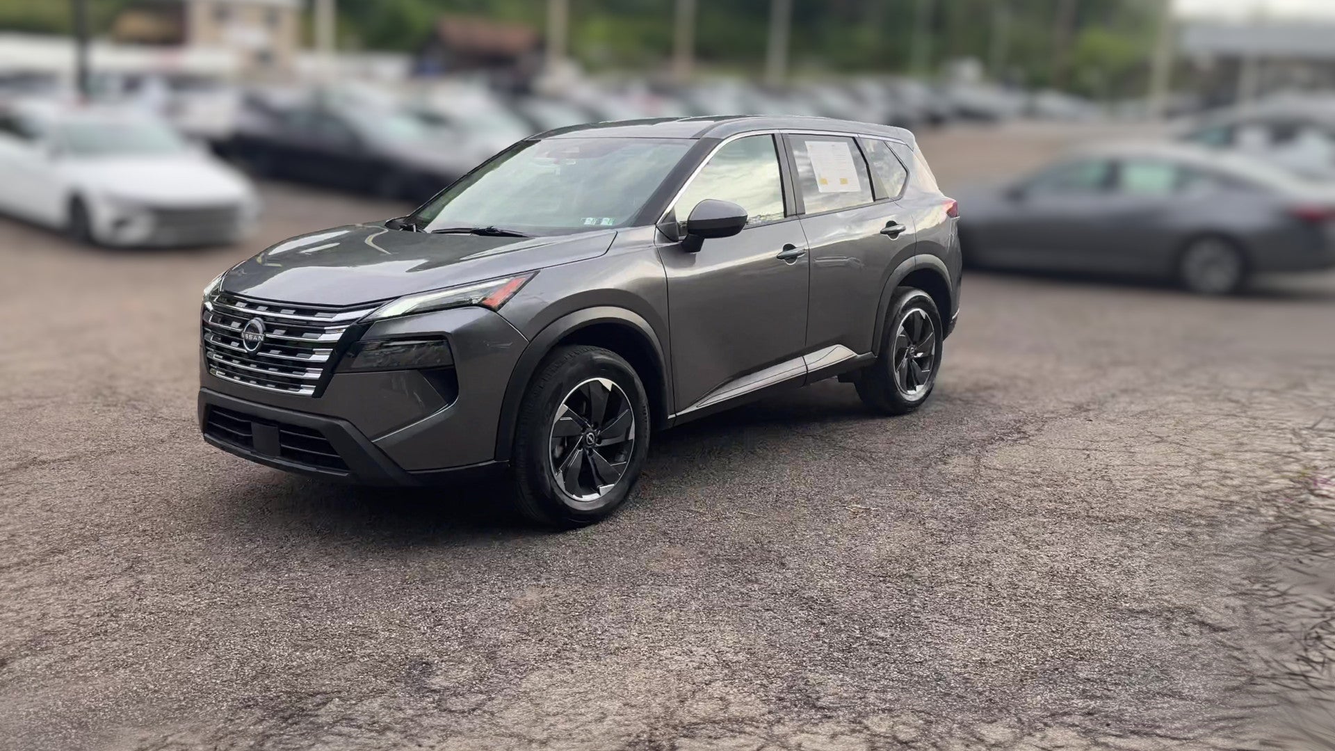 2025 Nissan Rogue vehicle photo