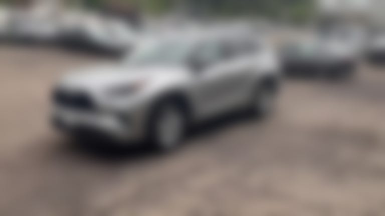 2025 Toyota Highlander vehicle photo