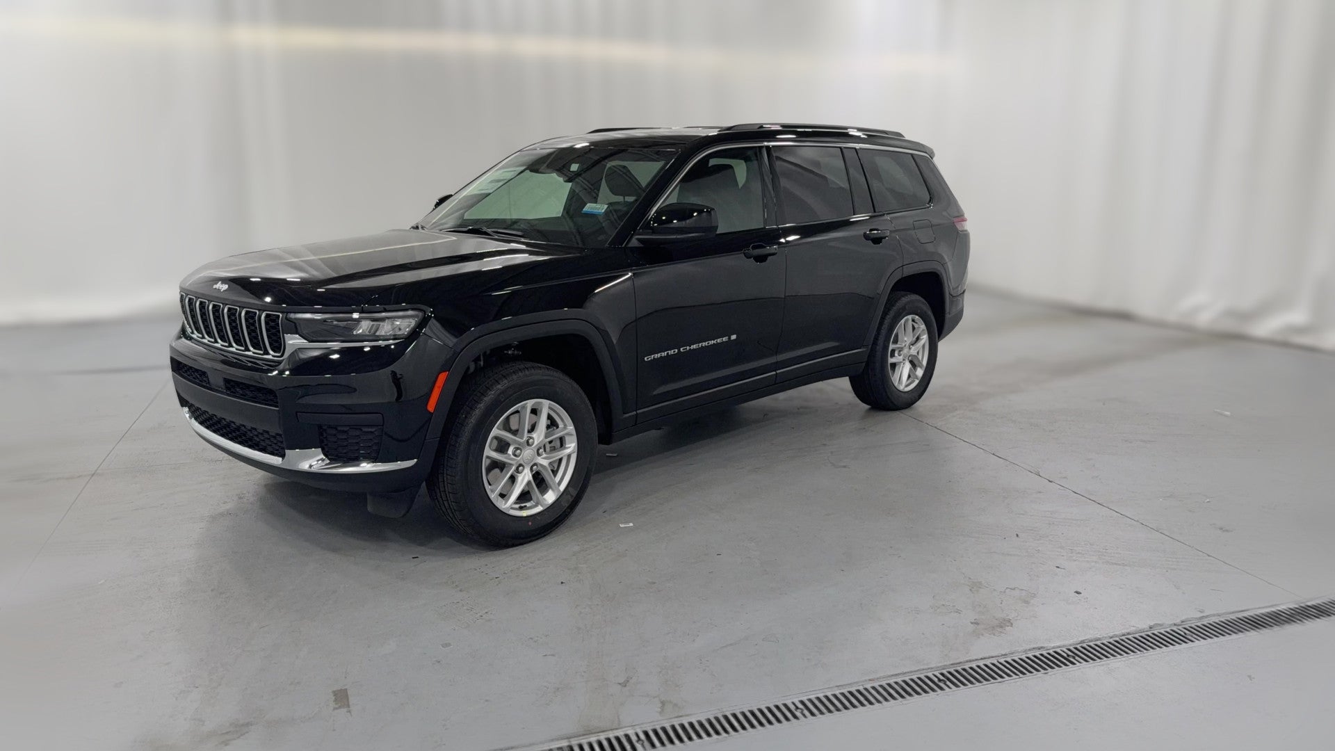 2026 Jeep Grand Cherokee L vehicle photo