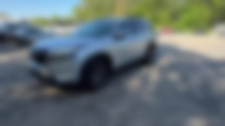 2025 Nissan Pathfinder vehicle photo