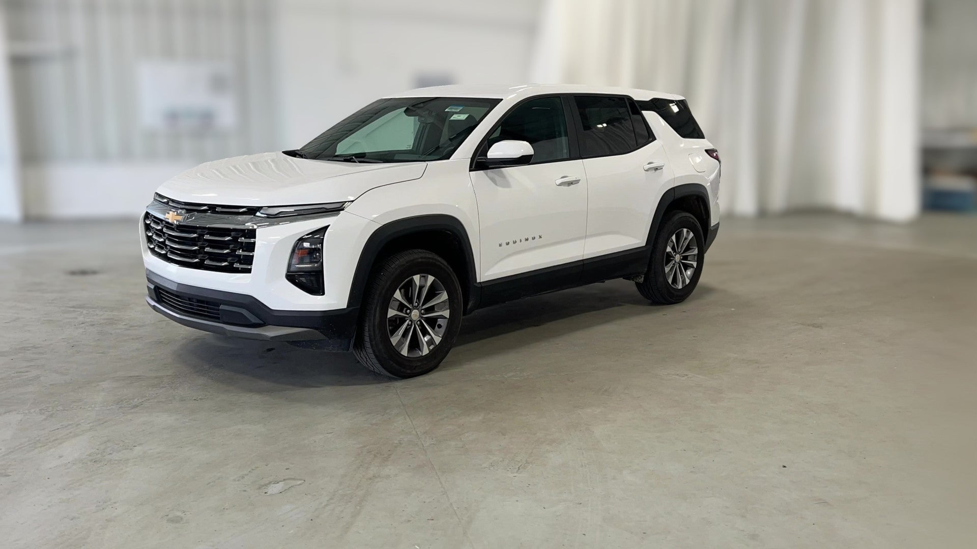 2025 Chevrolet Equinox vehicle photo