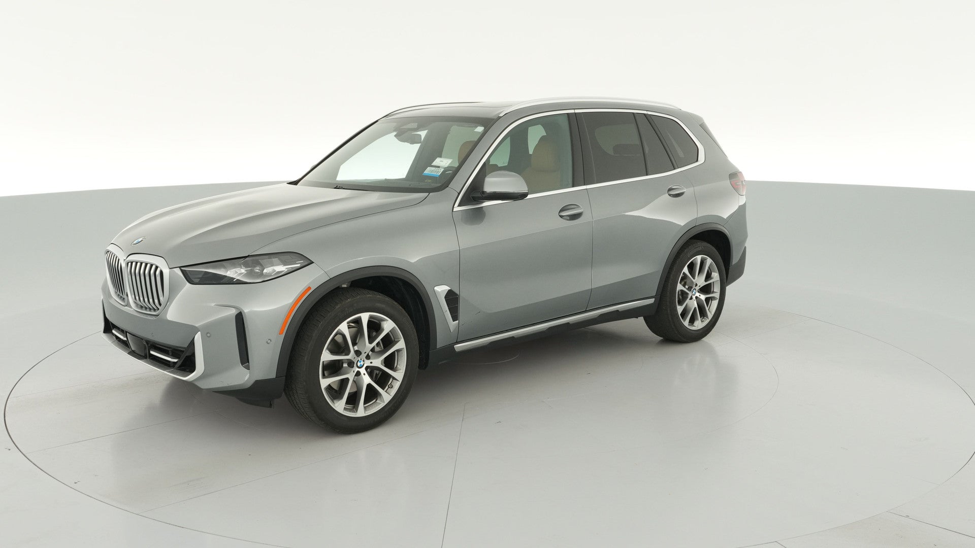 2024 BMW X5 vehicle photo