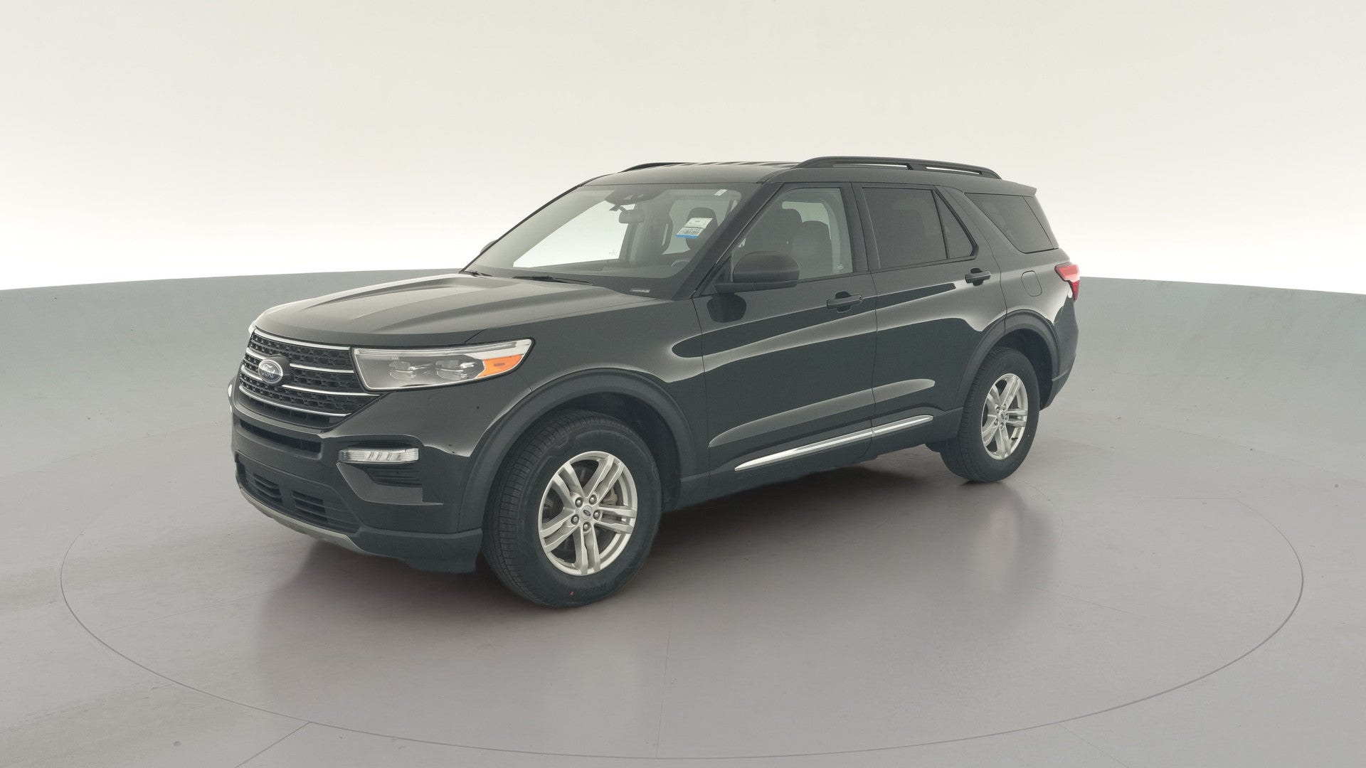 2022 Ford Explorer vehicle photo