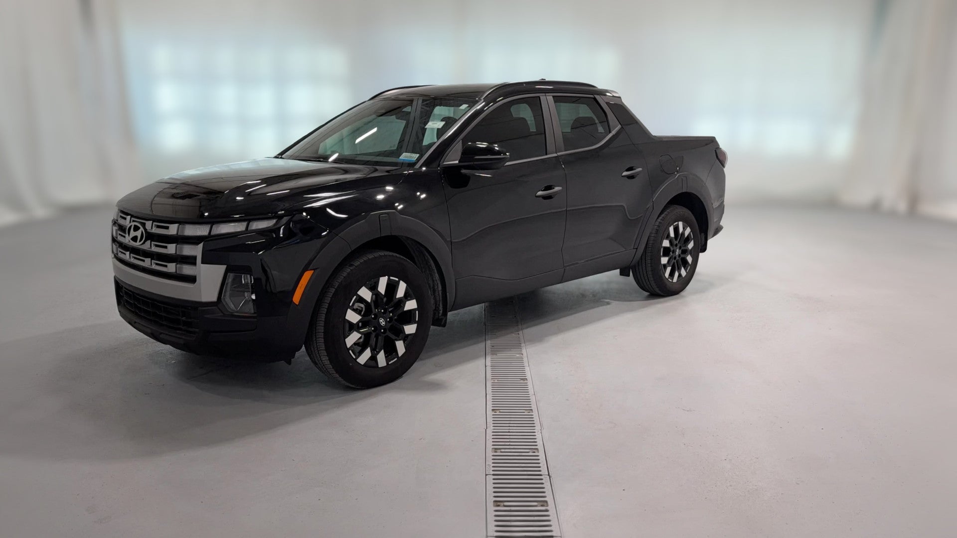 2025 Hyundai Santa Cruz vehicle photo