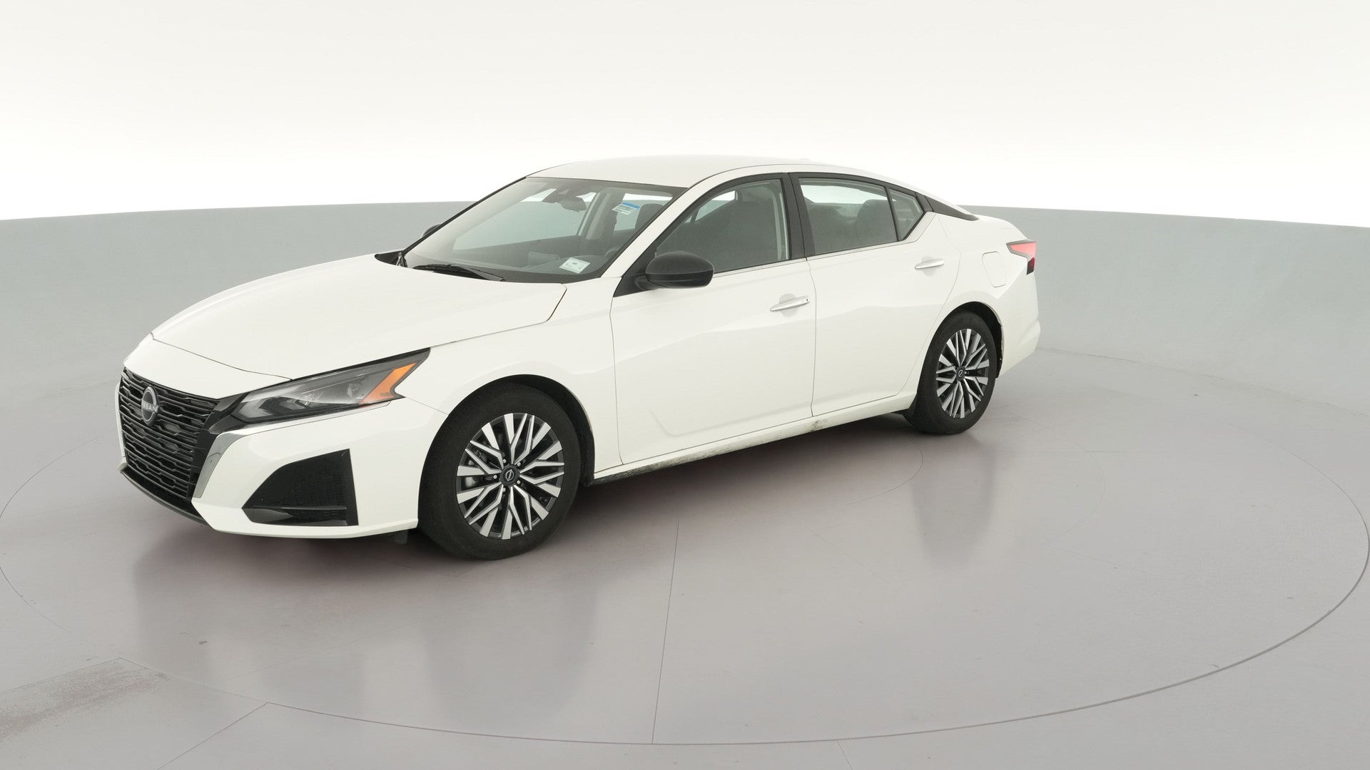 2025 Nissan Altima vehicle photo