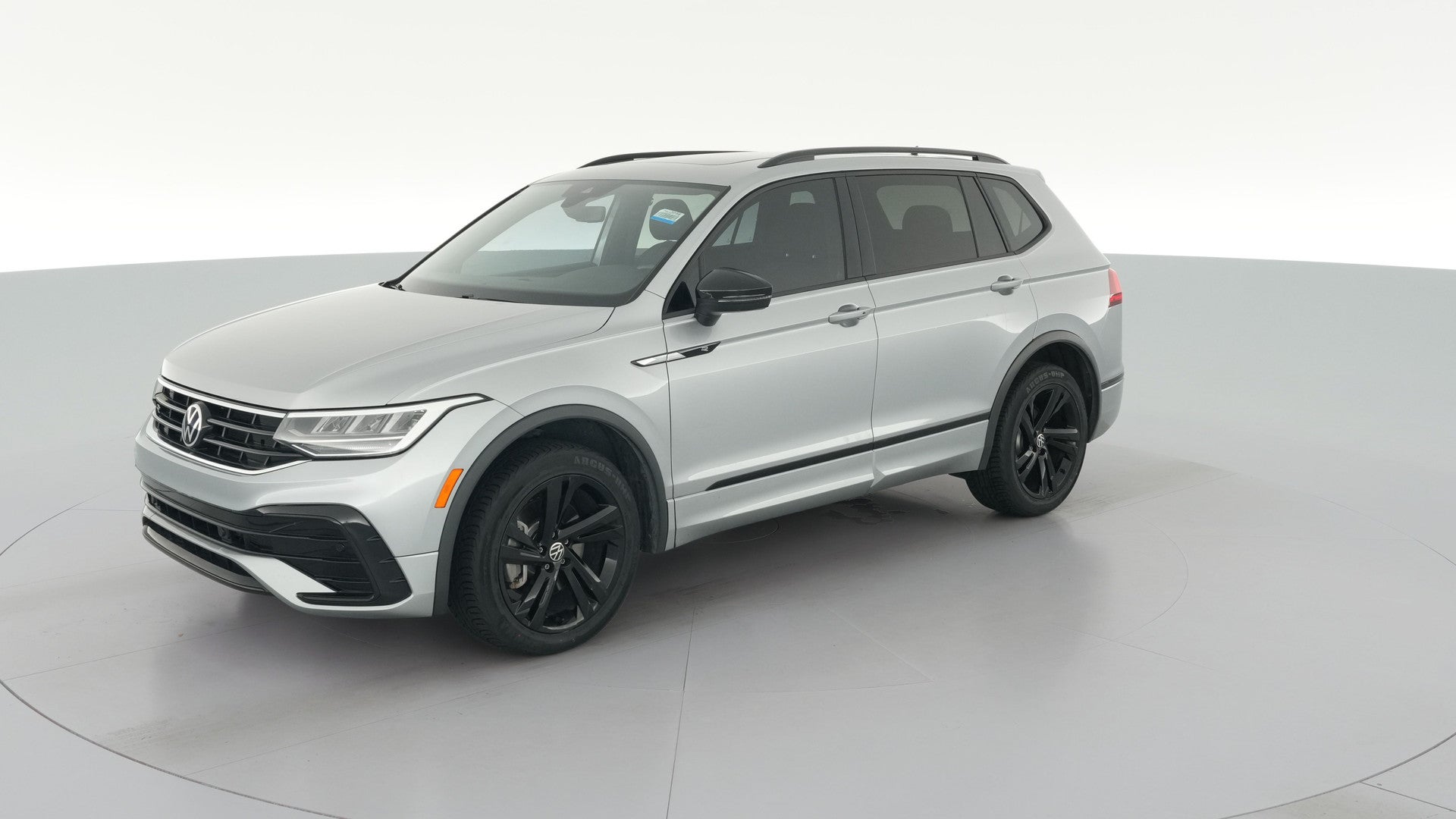 2023 Volkswagen Tiguan vehicle photo