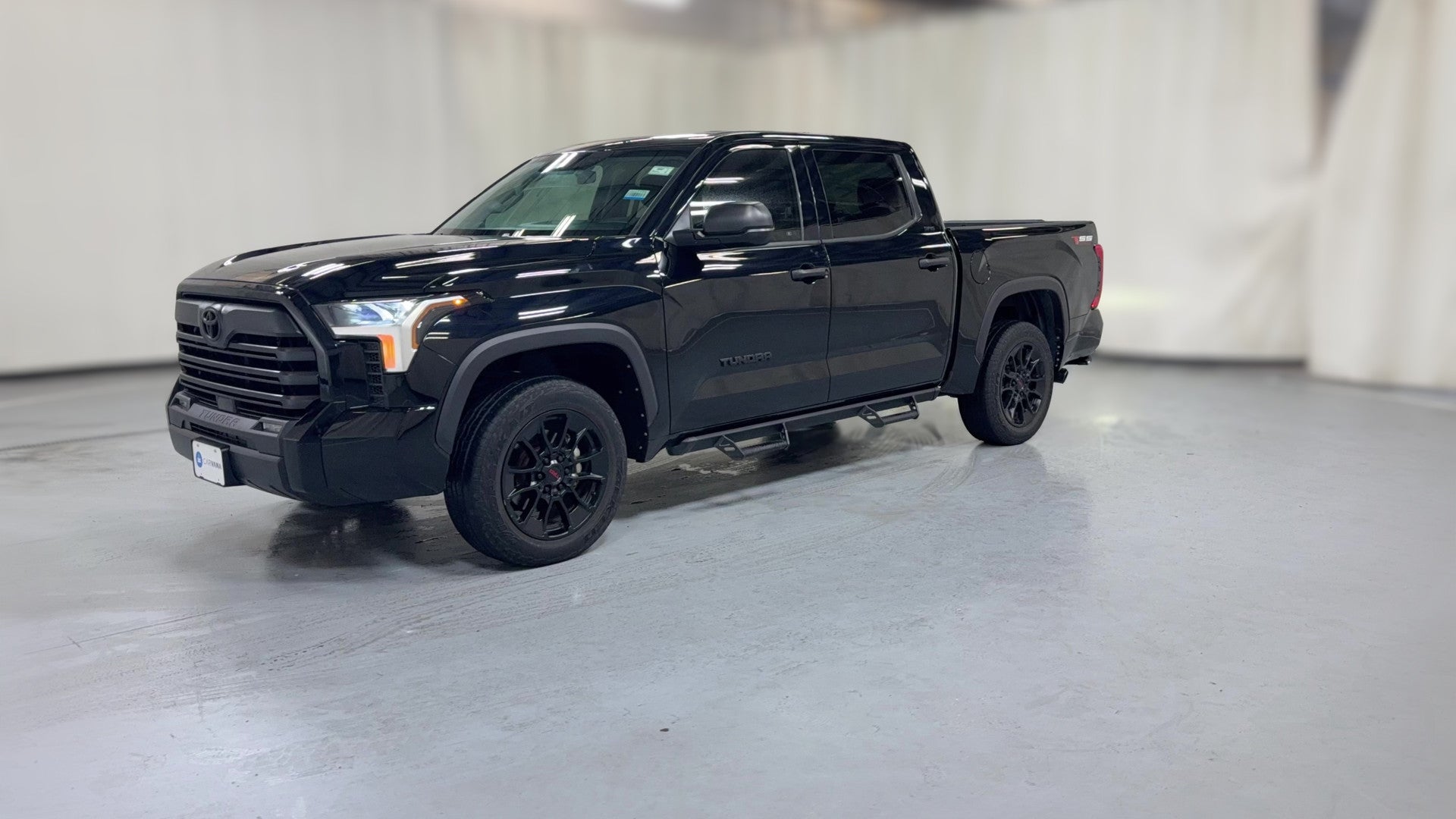 2023 Toyota Tundra CrewMax vehicle photo