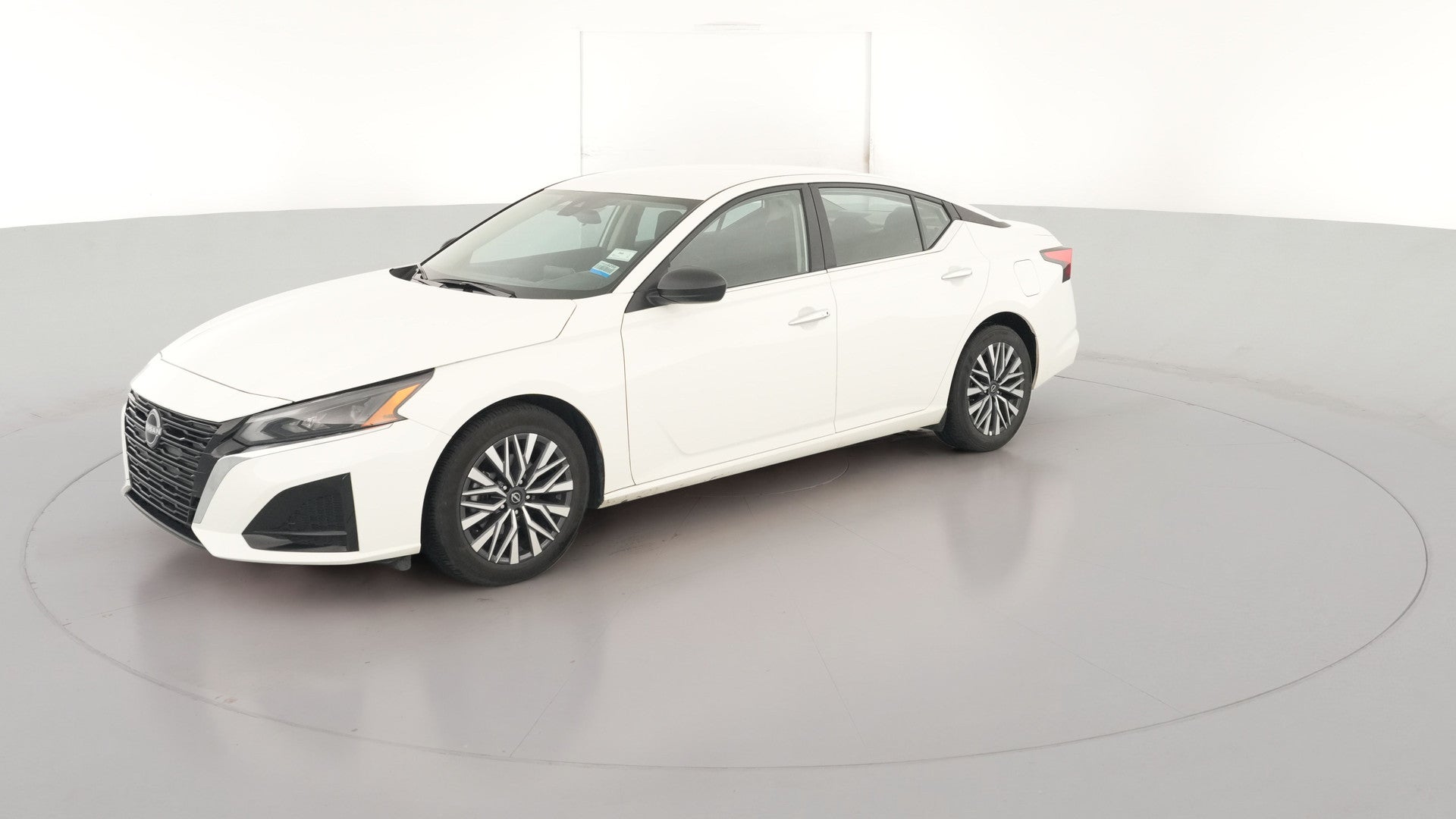 2025 Nissan Altima vehicle photo