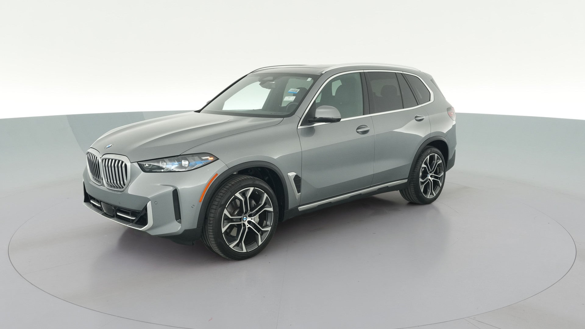 2025 BMW X5 vehicle photo