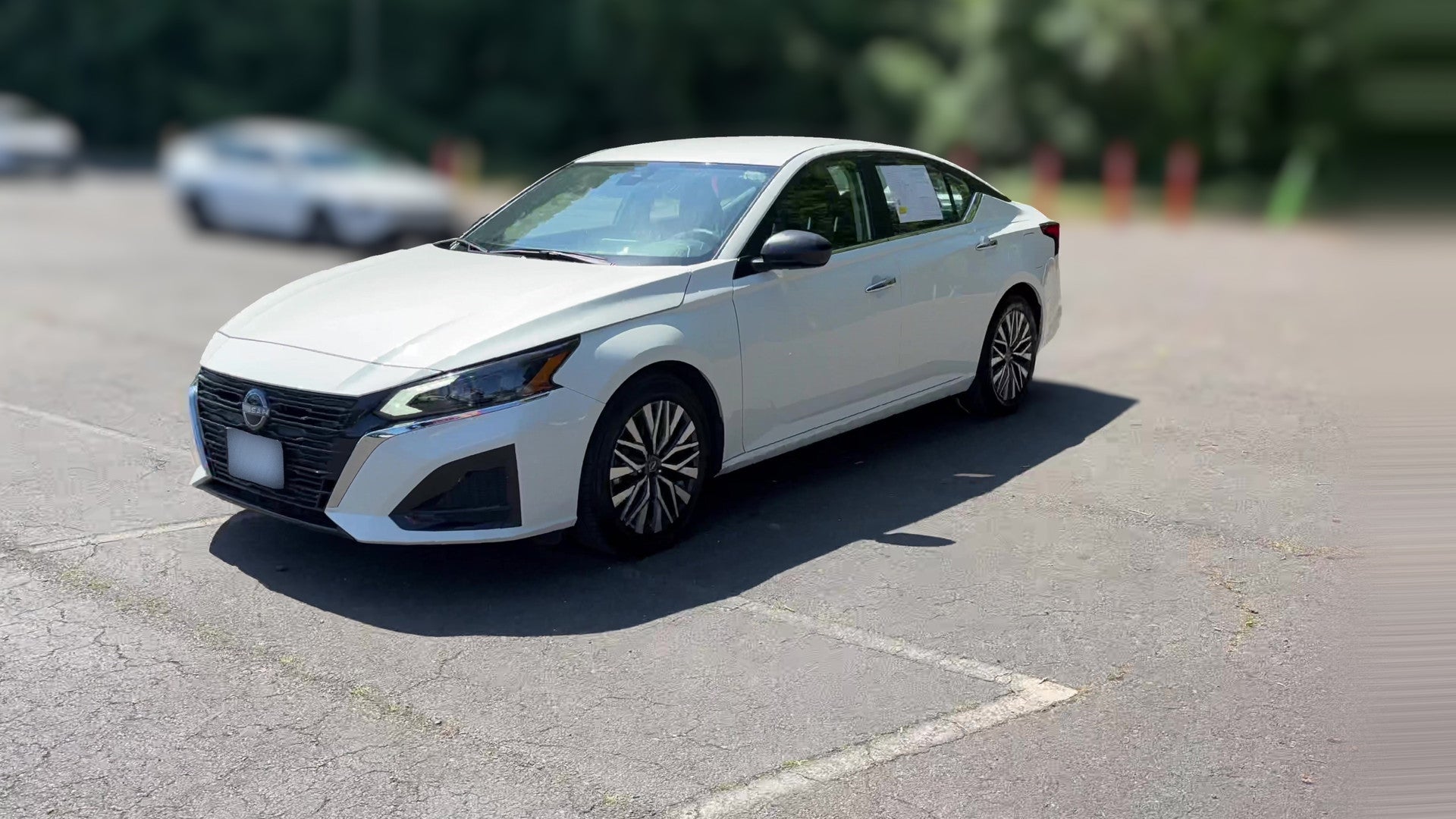 2025 Nissan Altima vehicle photo