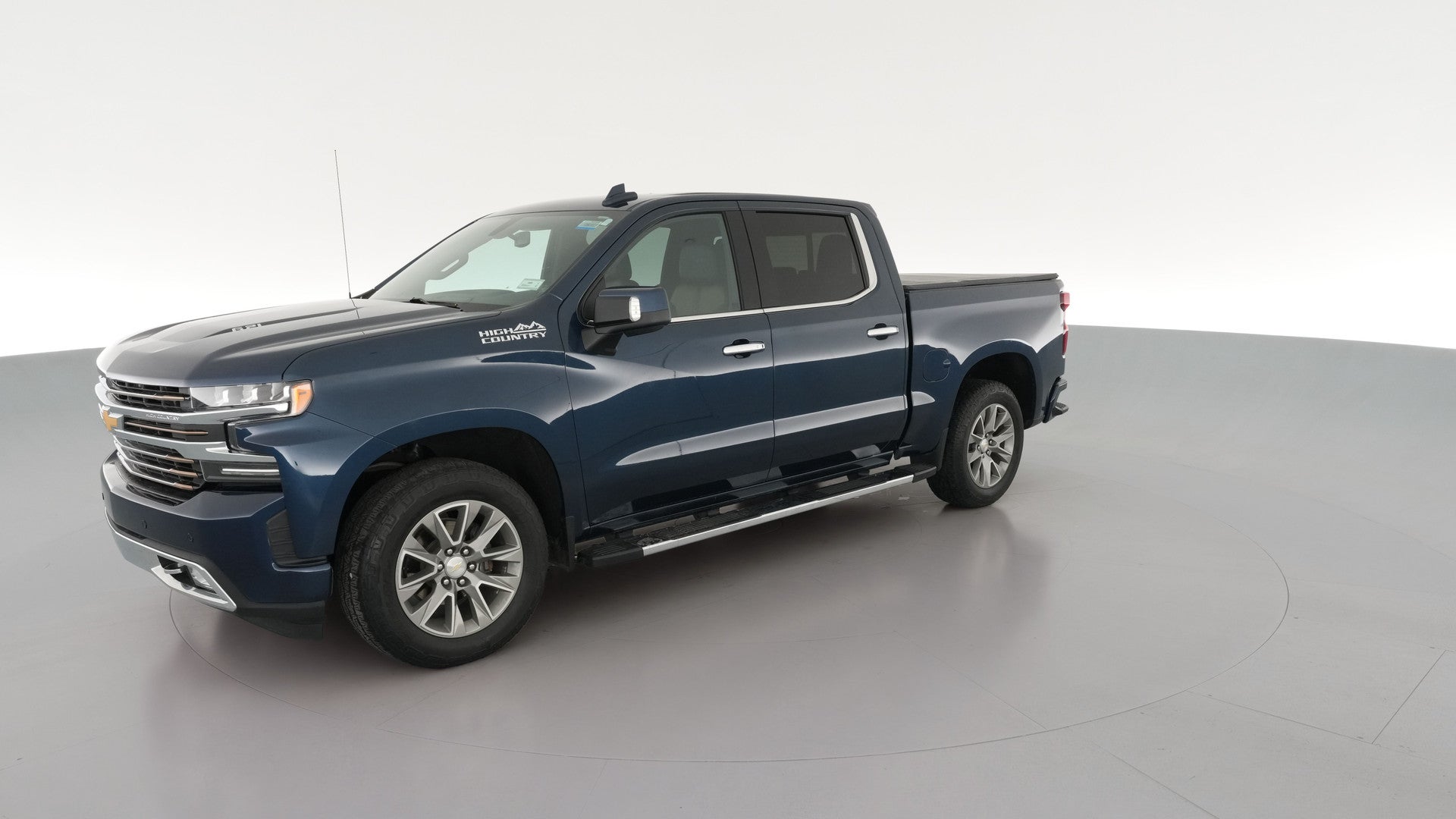 2021 Chevrolet Silverado 1500 Crew Cab vehicle photo