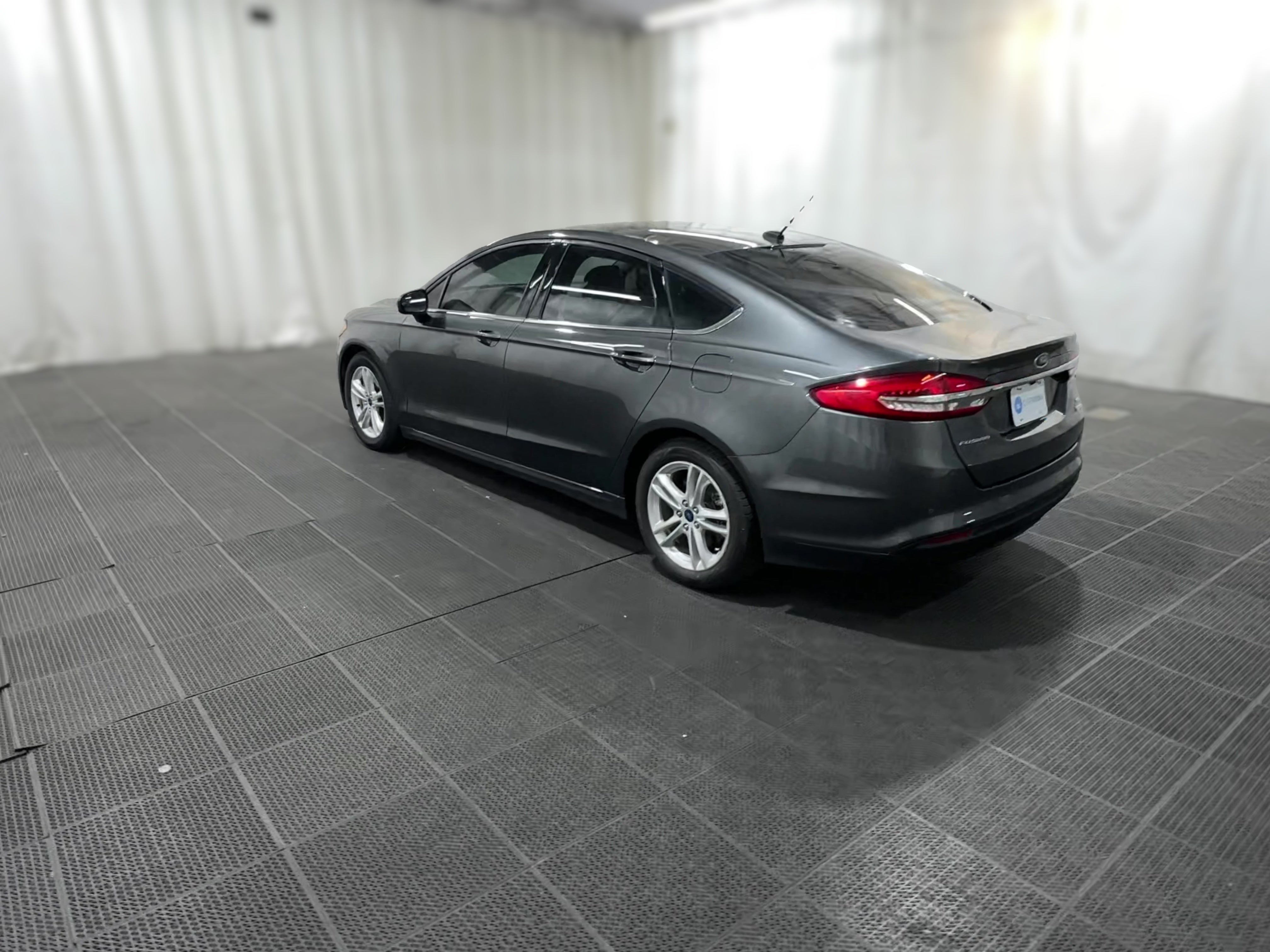 2018 Ford Fusion SE - Photo 26