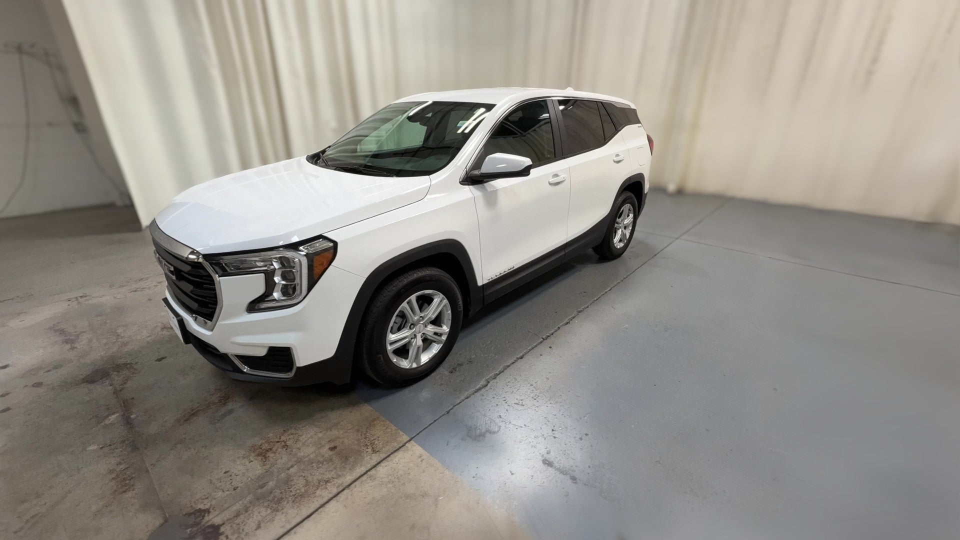 2024 GMC Terrain vehicle photo