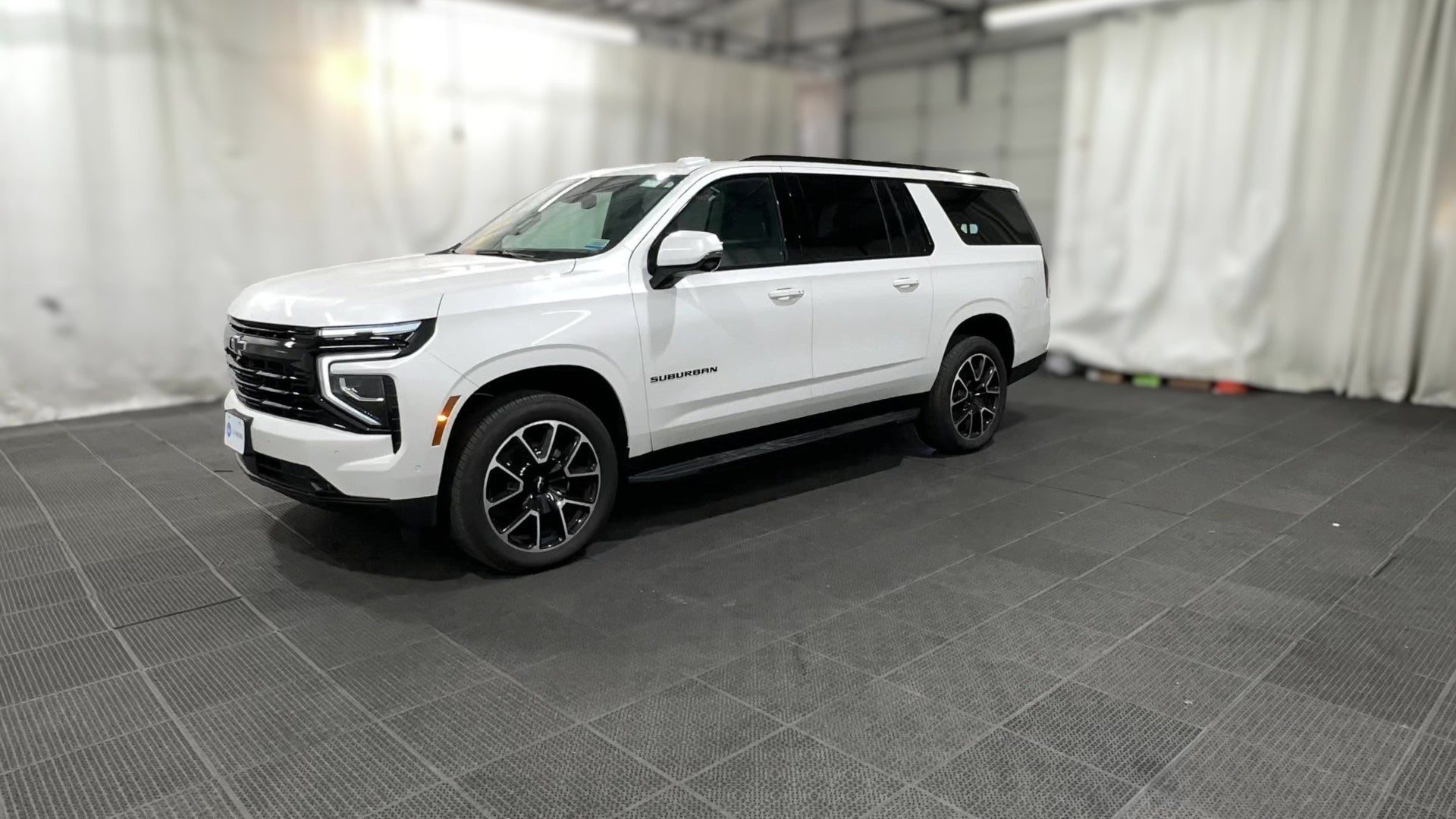2025 Chevrolet Suburban vehicle photo