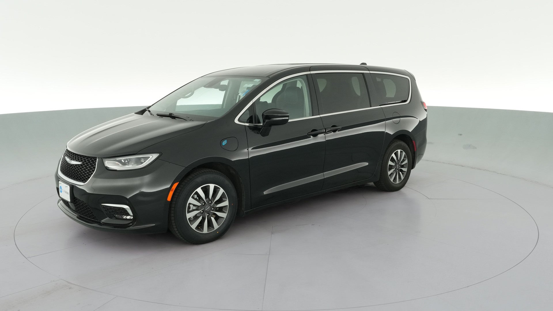 2024 Chrysler Pacifica Hybrid vehicle photo