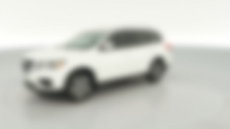 2018 Nissan Pathfinder vehicle photo