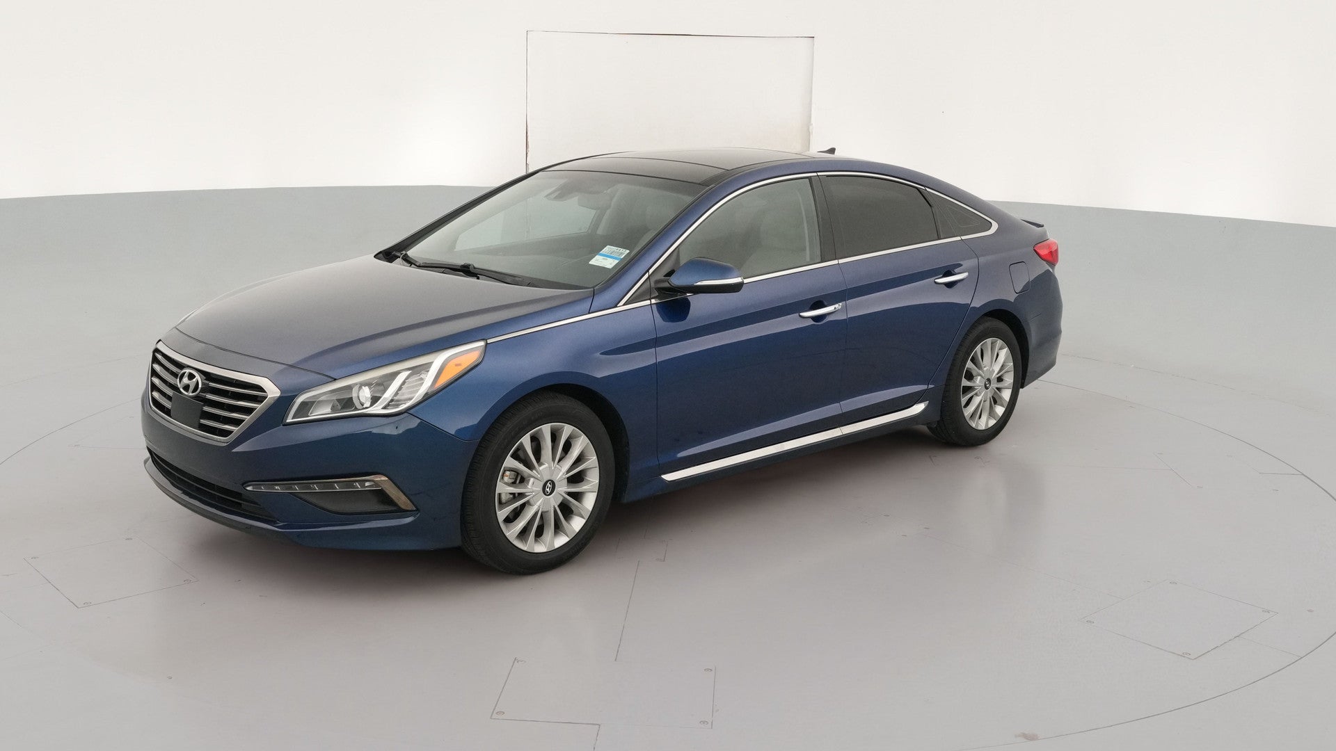 2015 Hyundai Sonata vehicle photo