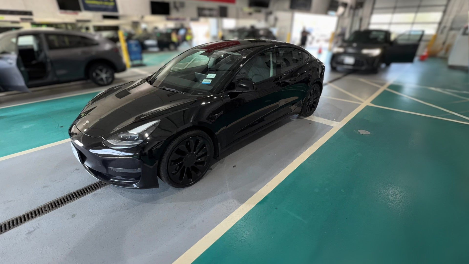 2022 Tesla Model 3 vehicle photo