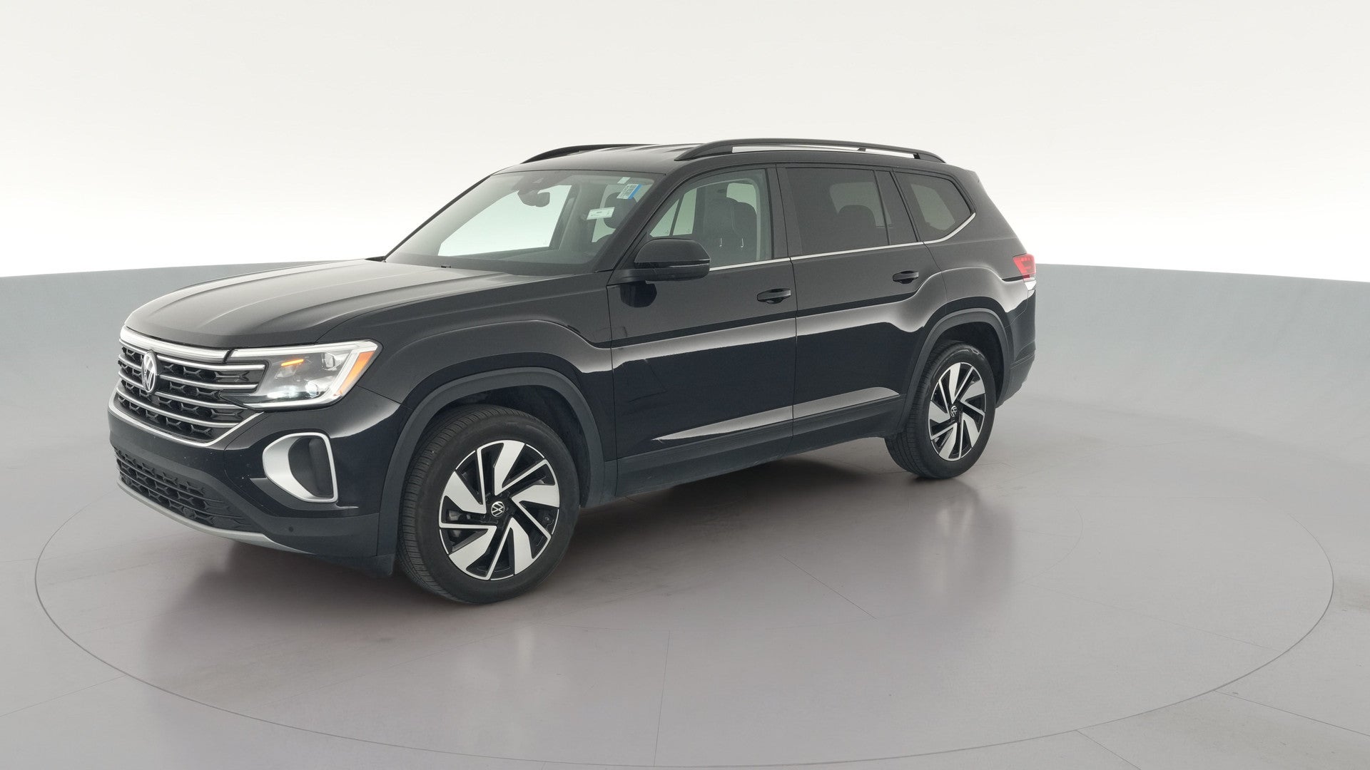 2025 Volkswagen Atlas vehicle photo