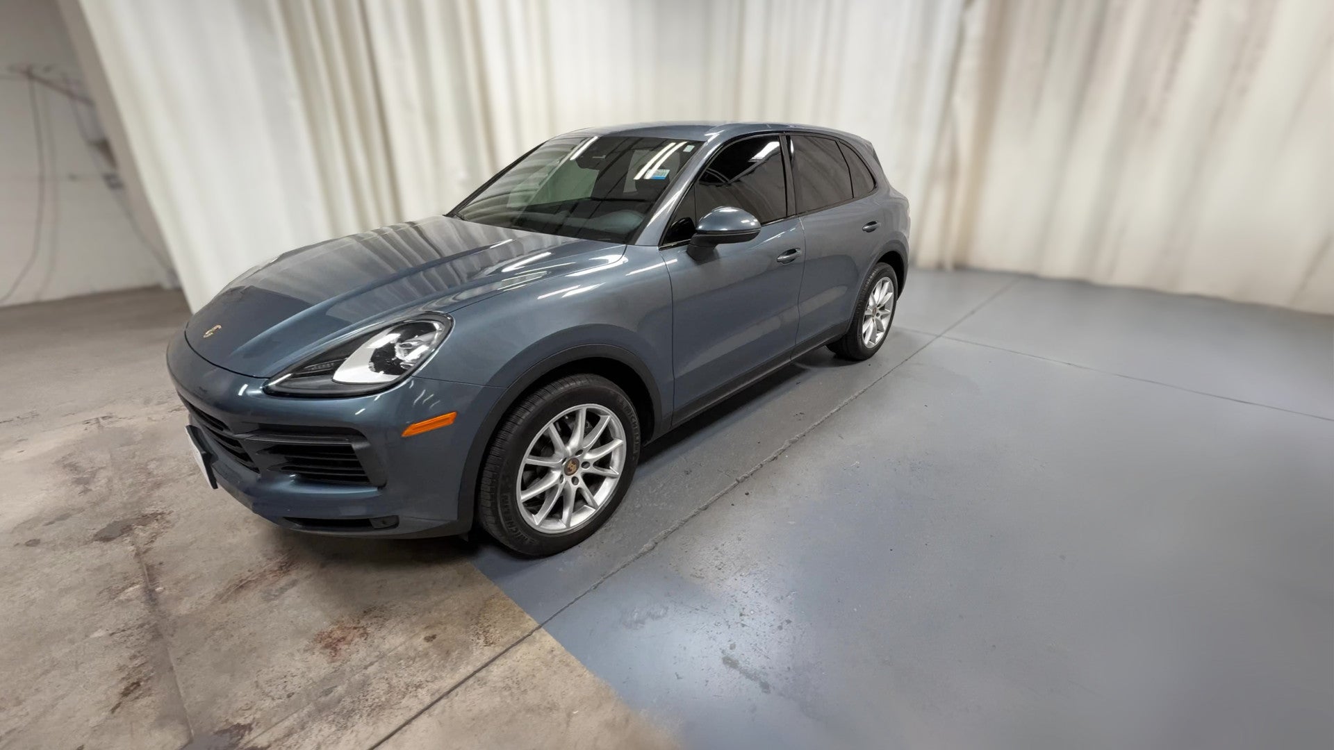 2020 Porsche Cayenne vehicle photo