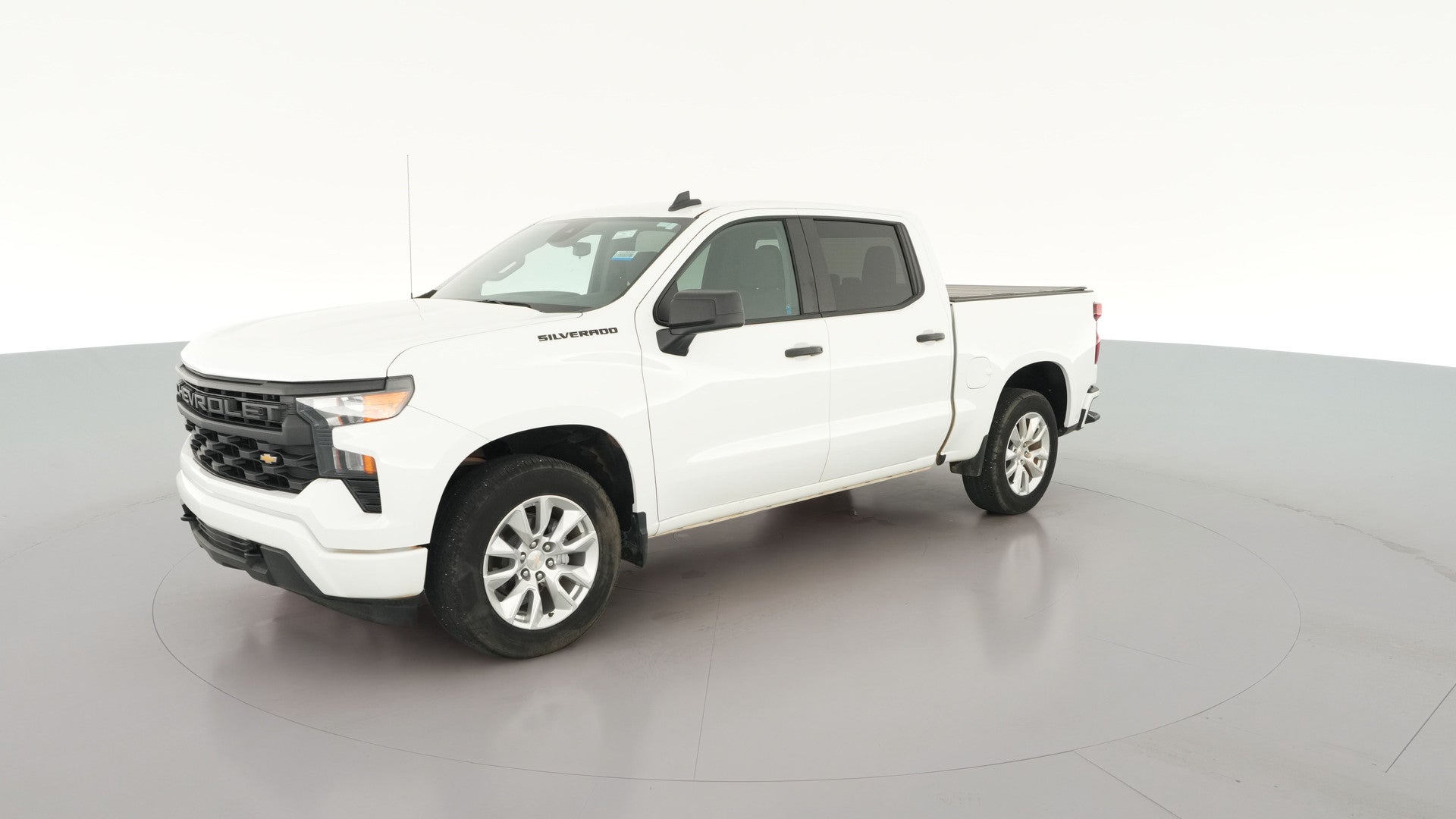 2024 Chevrolet Silverado 1500 Crew Cab vehicle photo
