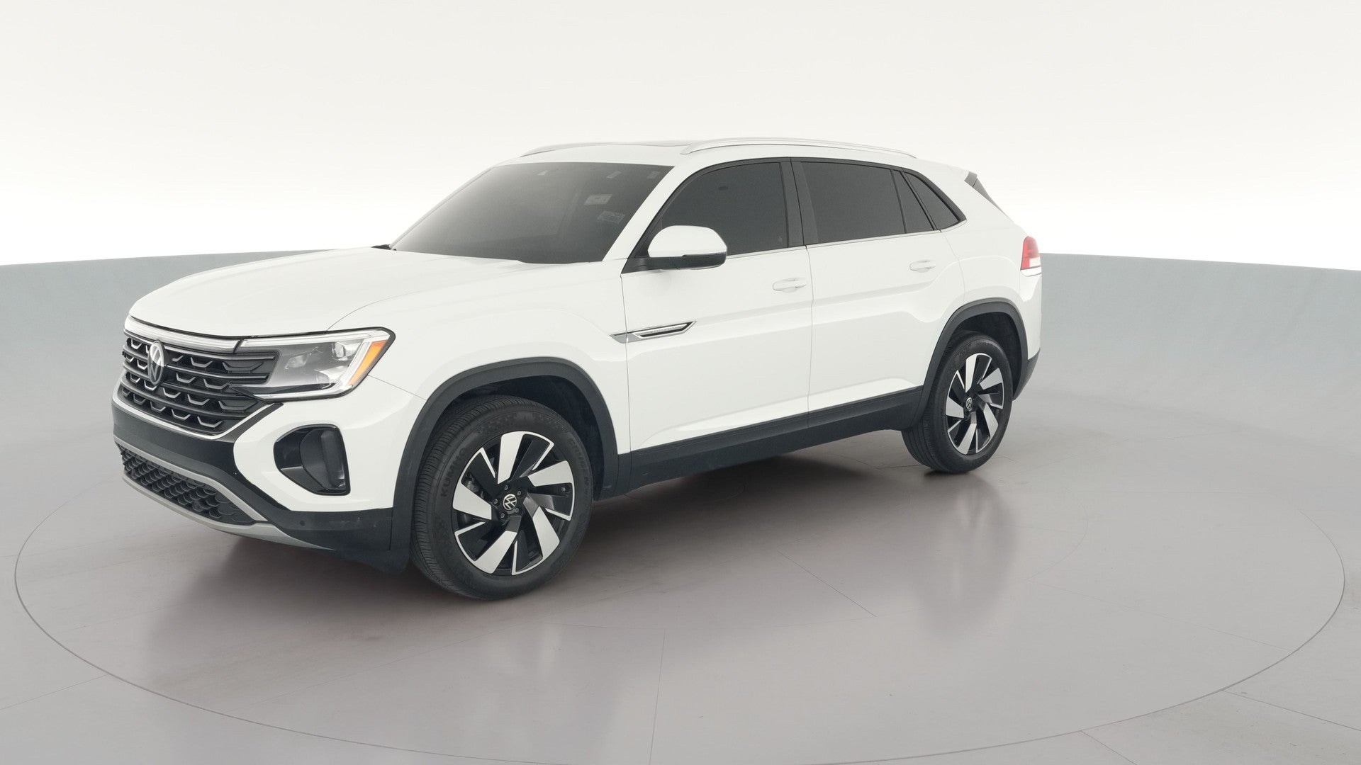 2024 Volkswagen Atlas Cross Sport vehicle photo