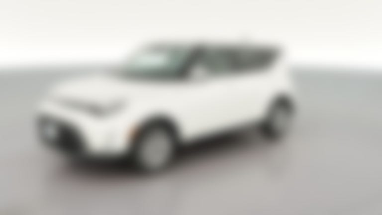 2025 Kia Soul vehicle photo