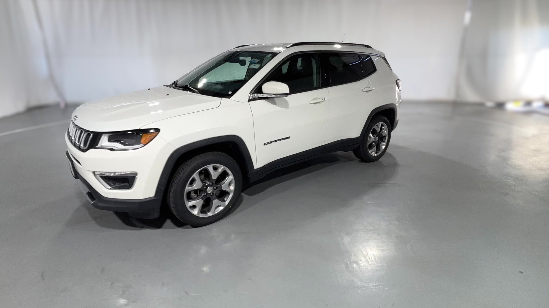 2018 Jeep Compass vehicle photo