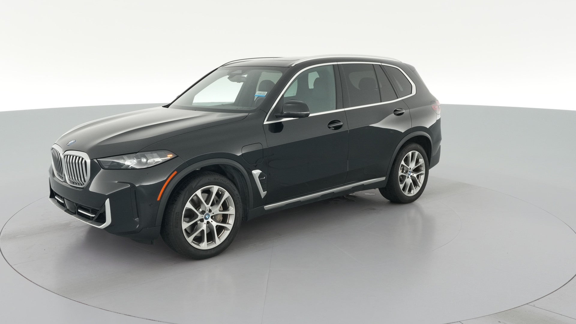2024 BMW X5 vehicle photo