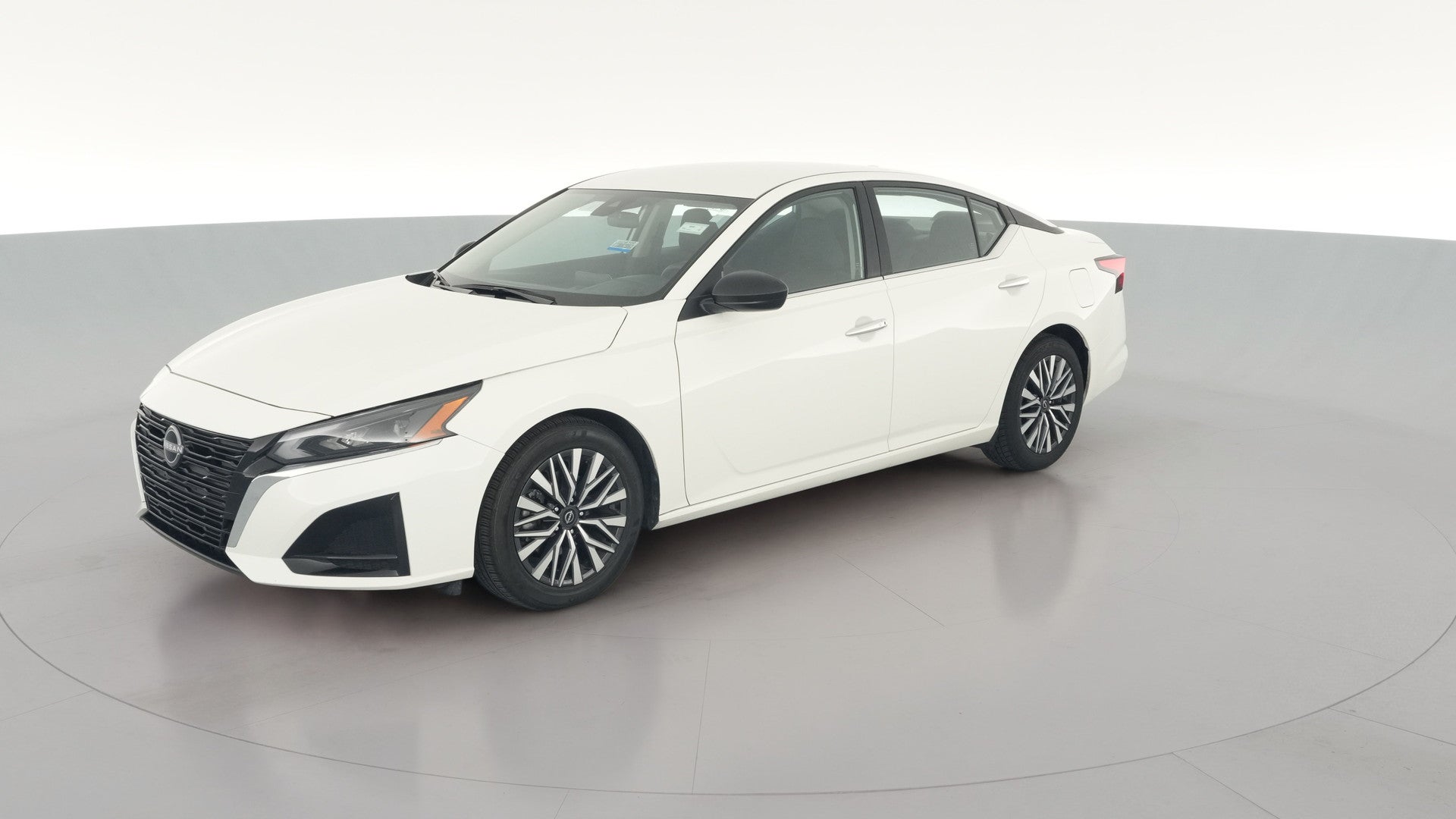 2025 Nissan Altima vehicle photo