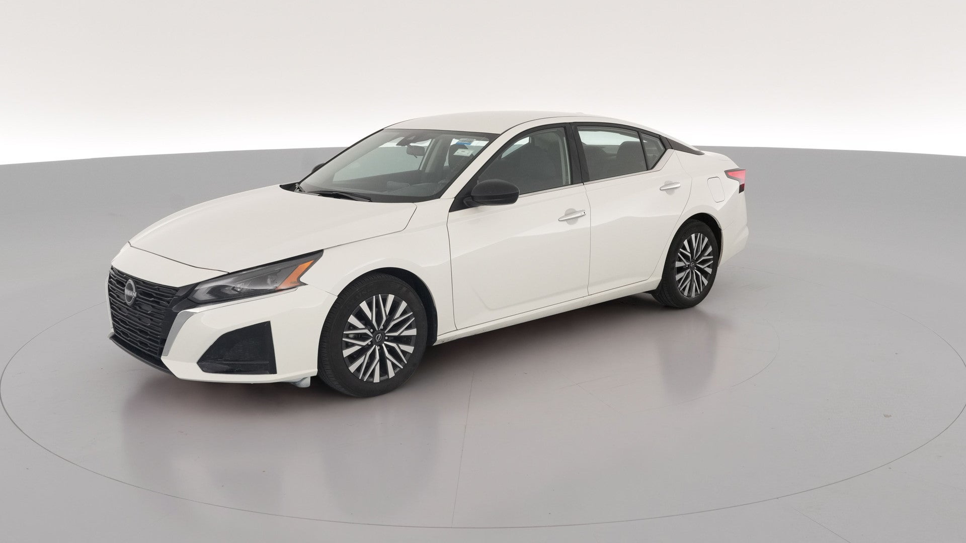 2025 Nissan Altima vehicle photo