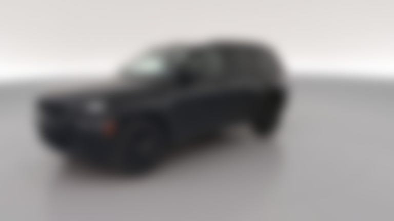2025 Jeep Grand Cherokee vehicle photo
