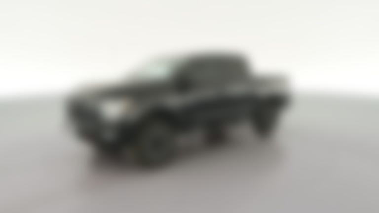 2021 Nissan Titan Crew Cab vehicle photo