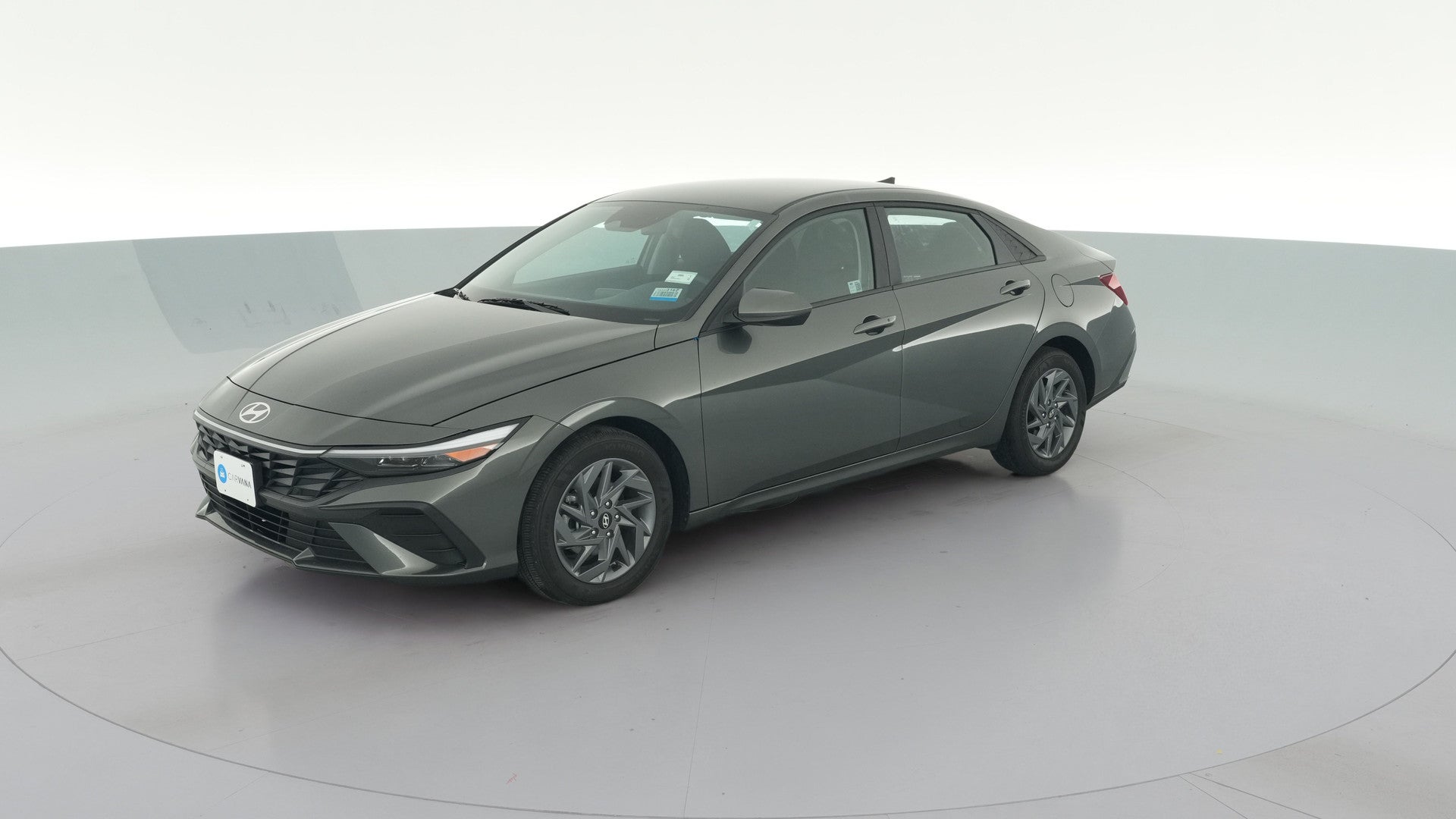 2024 Hyundai Elantra vehicle photo