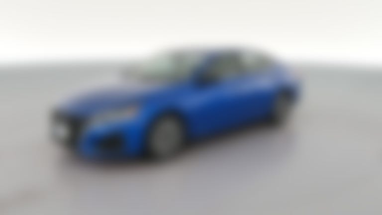 2025 Nissan Altima vehicle photo