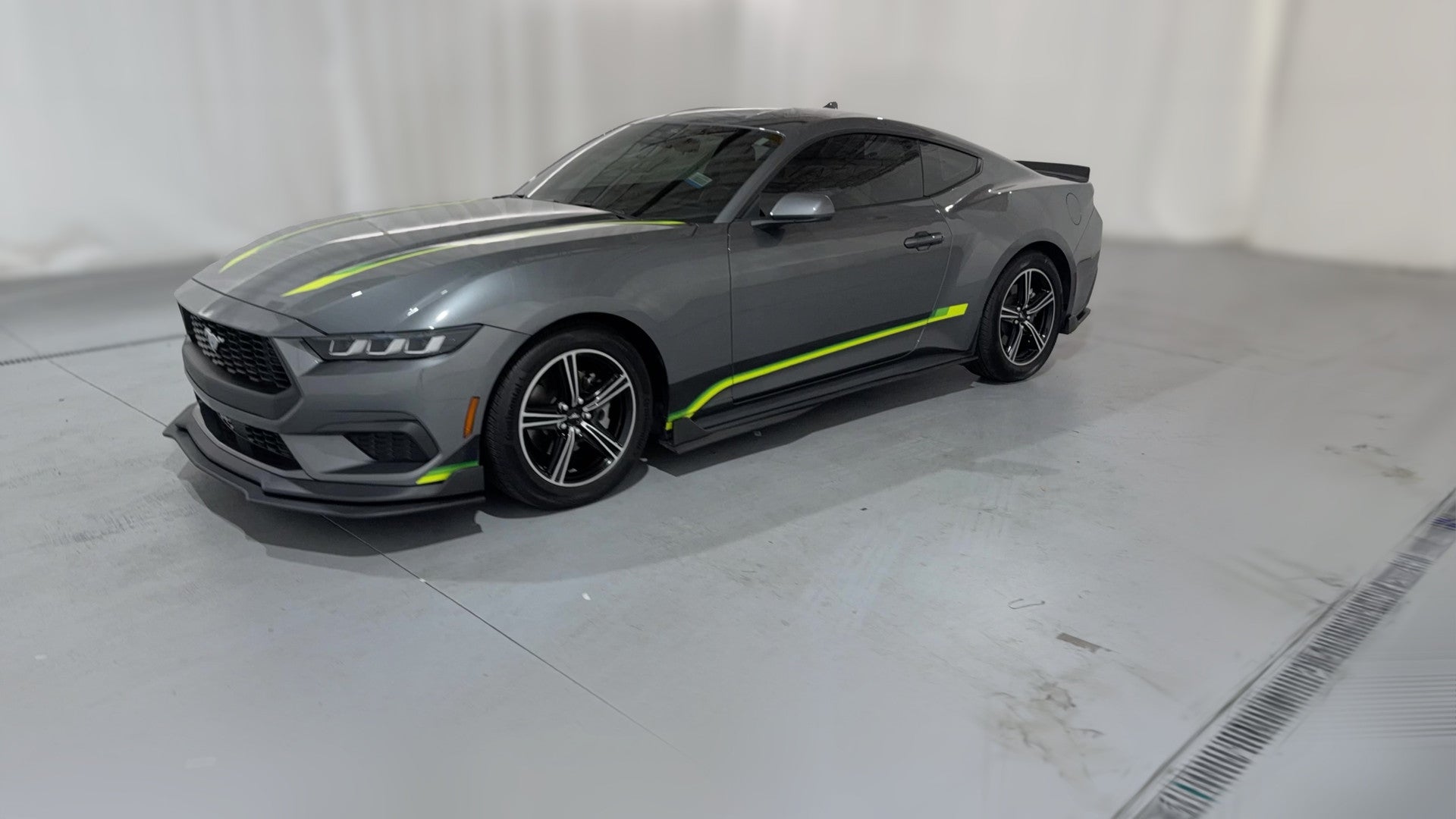 2025 Ford Mustang vehicle photo