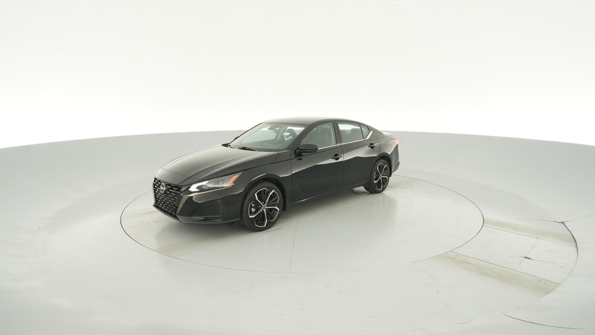 2025 Nissan Altima vehicle photo