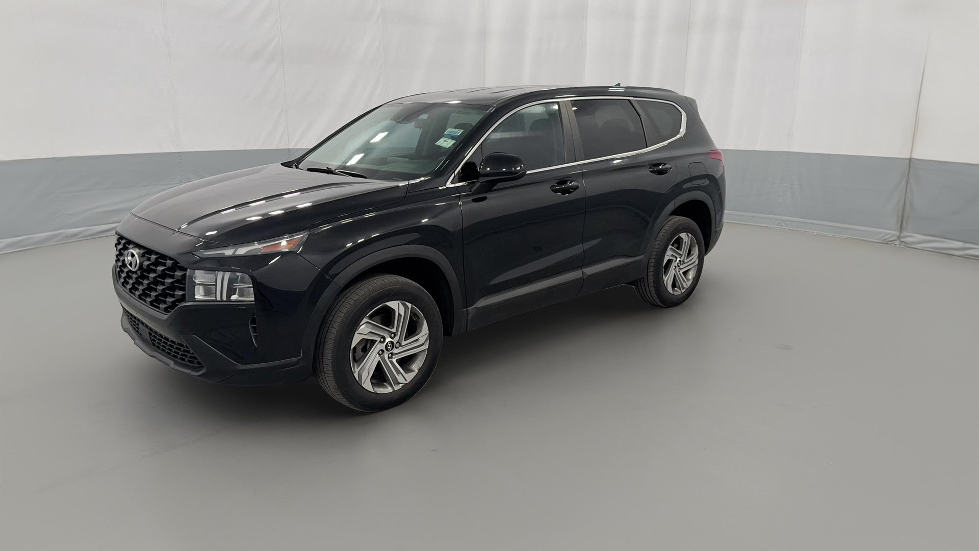 2021 Hyundai Santa Fe vehicle photo