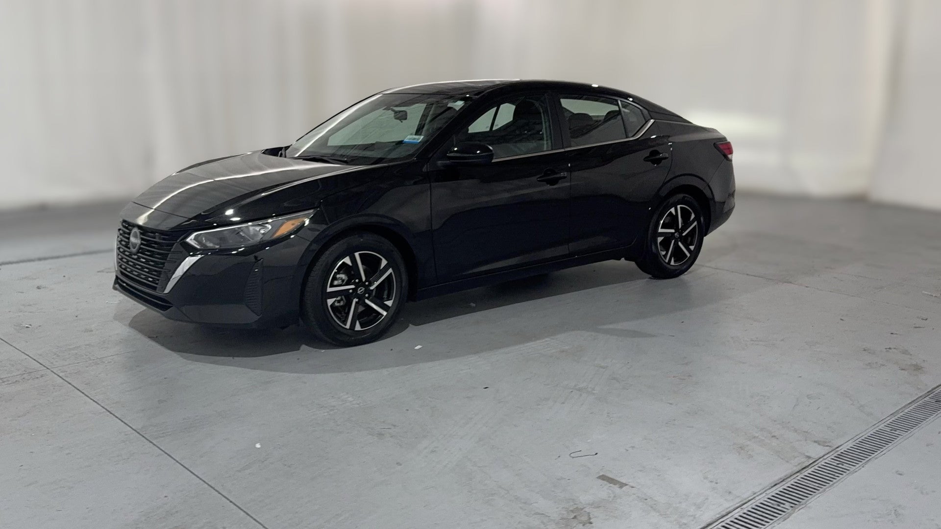 2025 Nissan Sentra vehicle photo