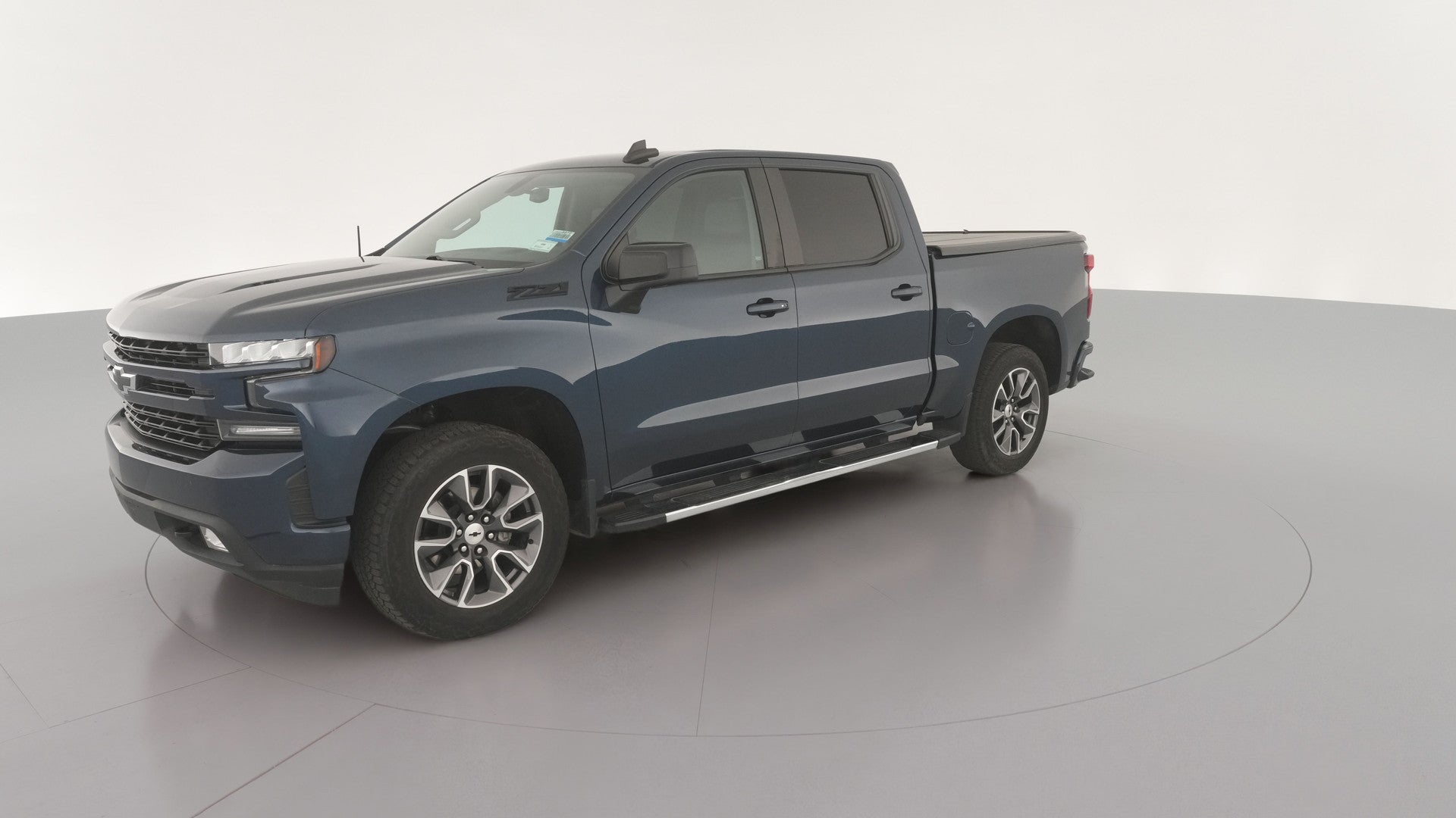 2021 Chevrolet Silverado 1500 Crew Cab vehicle photo