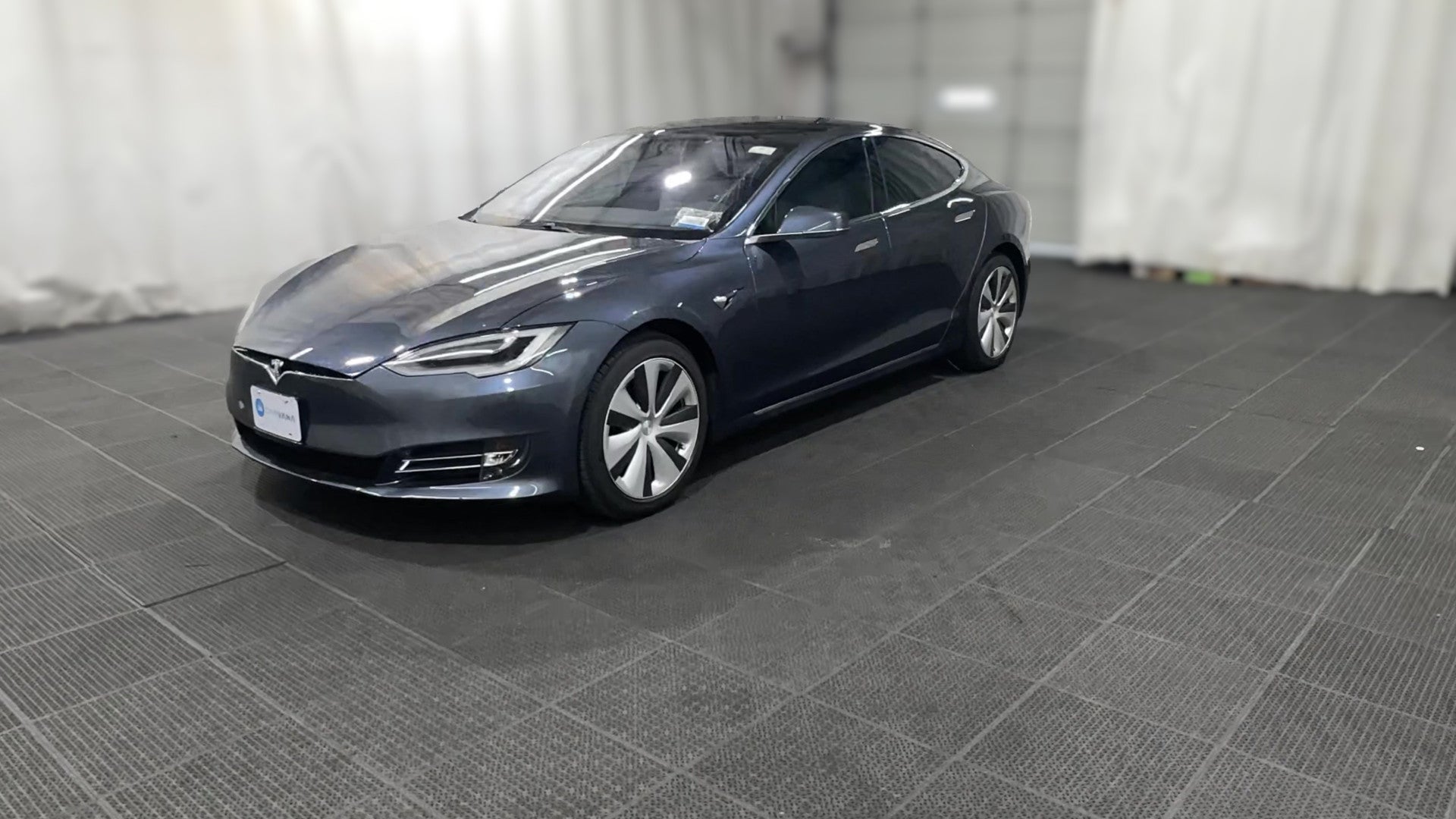 2020 Tesla Model S vehicle photo