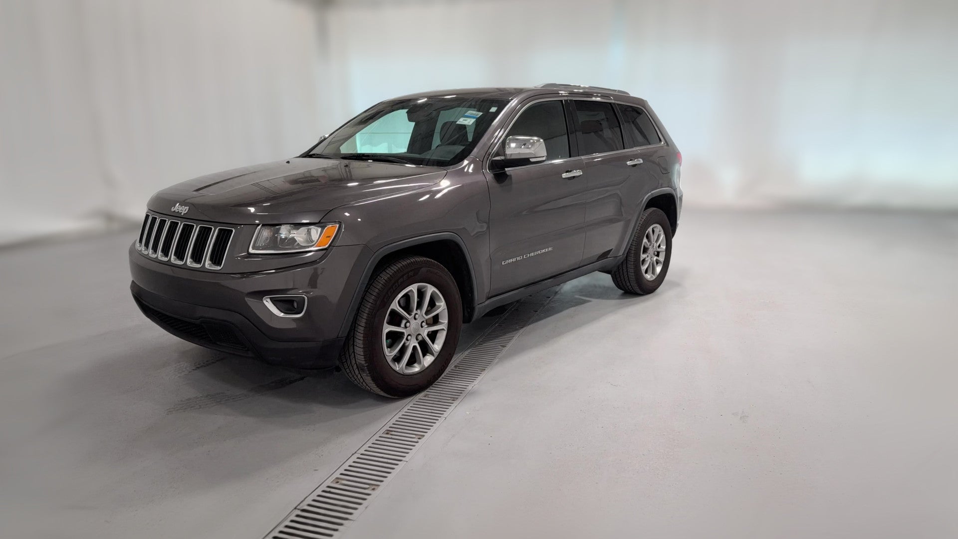 2015 Jeep Grand Cherokee vehicle photo