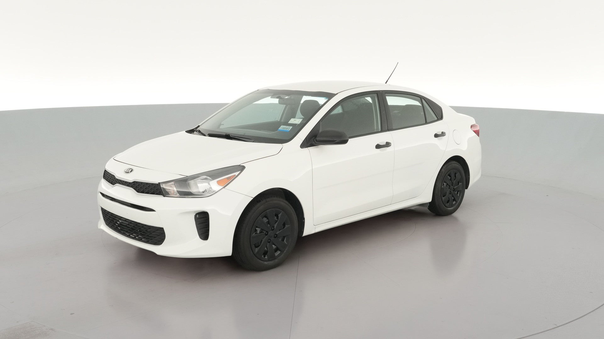 2018 Kia Rio vehicle photo