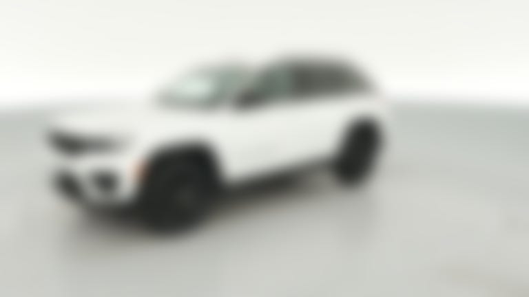 2025 Jeep Grand Cherokee vehicle photo