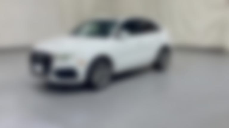2016 Audi Q3 vehicle photo