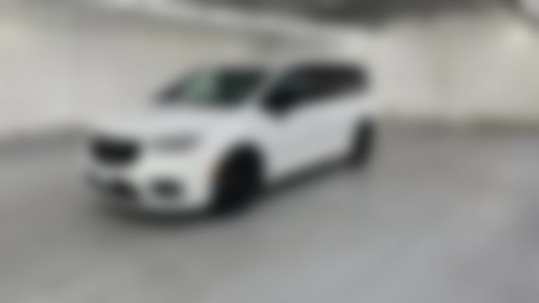 2024 Chrysler Pacifica Hybrid vehicle photo