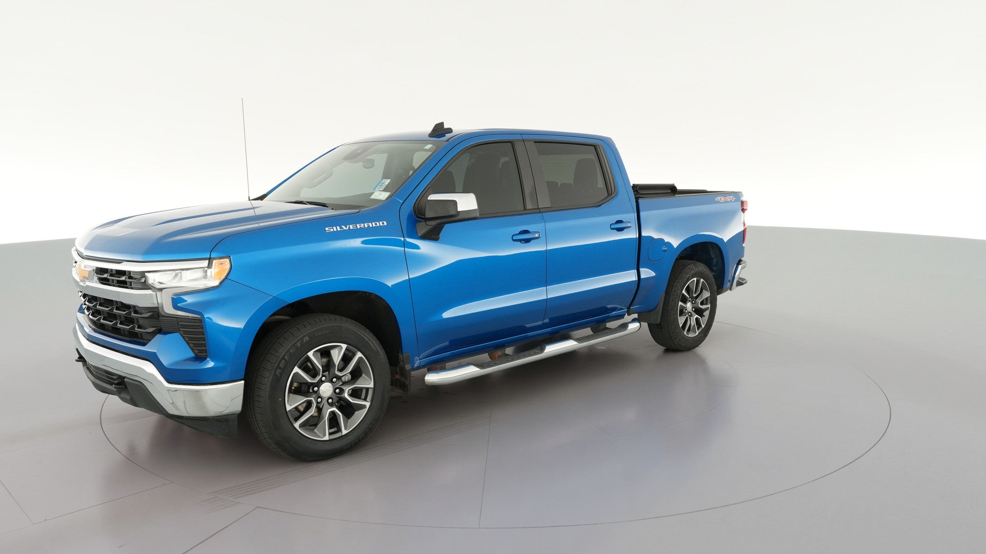 2022 Chevrolet Silverado 1500 Crew Cab vehicle photo