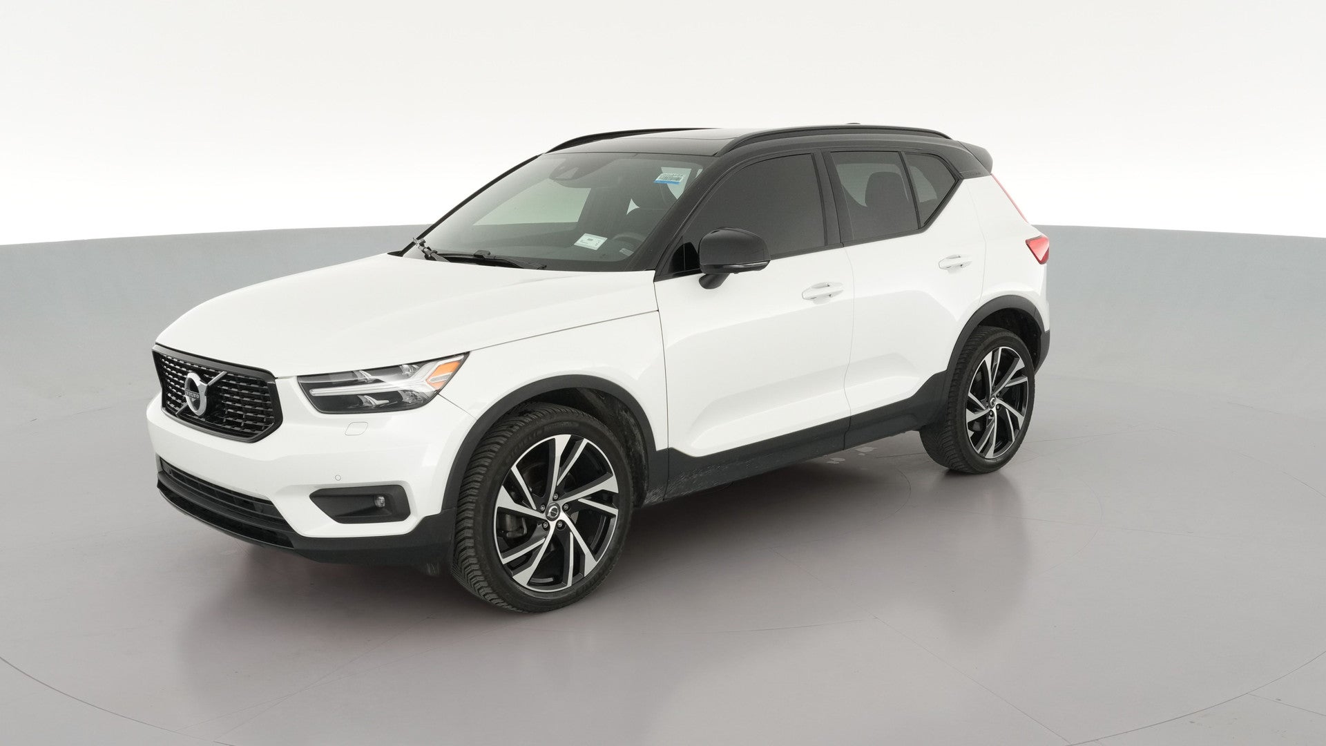 2020 Volvo XC40 vehicle photo