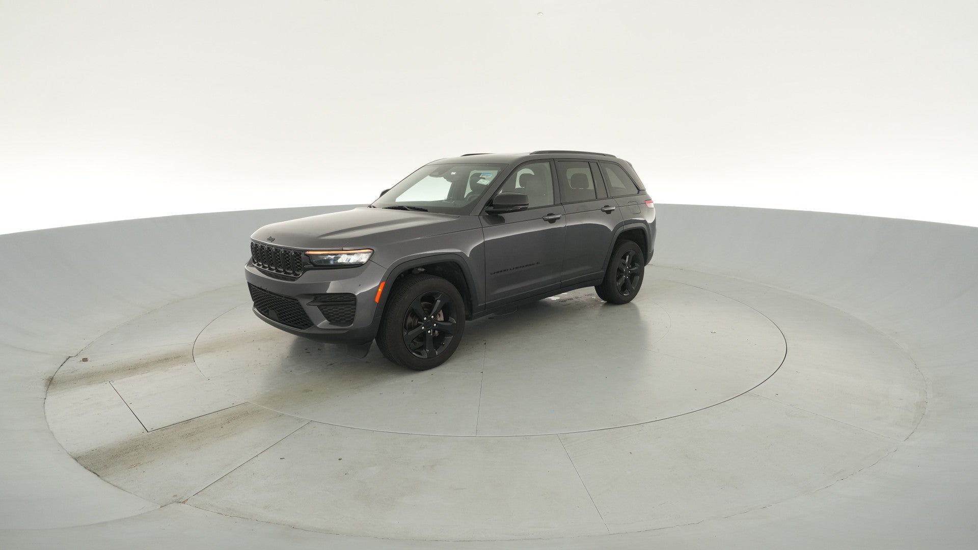 2022 Jeep Grand Cherokee vehicle photo